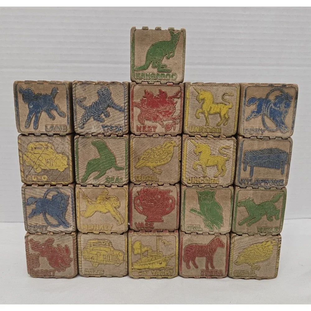 Vintage Playskool Pull Along WAGON with 21‎ Alphabet Wooden Blocks ABC 1950s